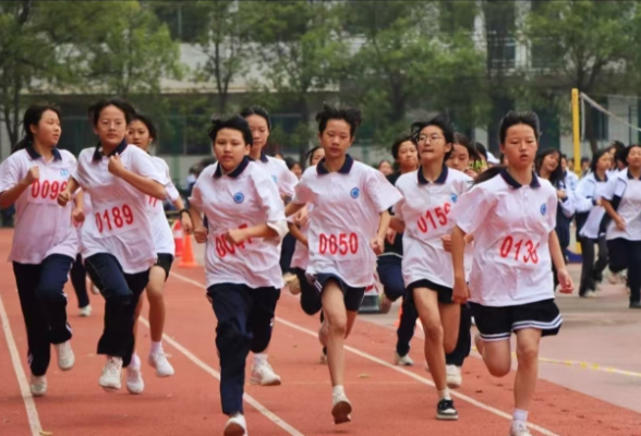 【耒阳站】冠湘学校：举办第二届体育健身运动会