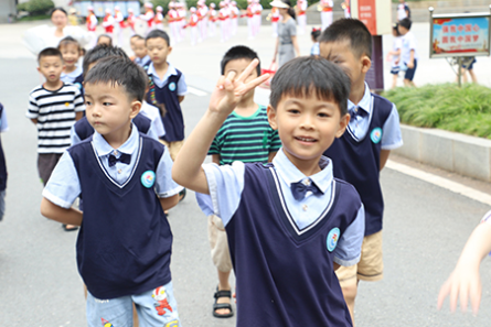 【衡阳县站】实验学校：花开有时  “幼”见成长