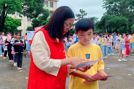 道县：将安全教育作为暑假前的“必修课”