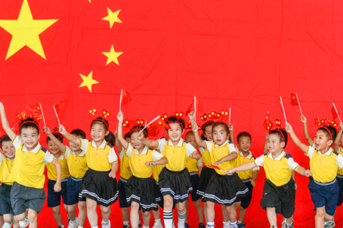 道县：师生以多彩活动共庆“双节”