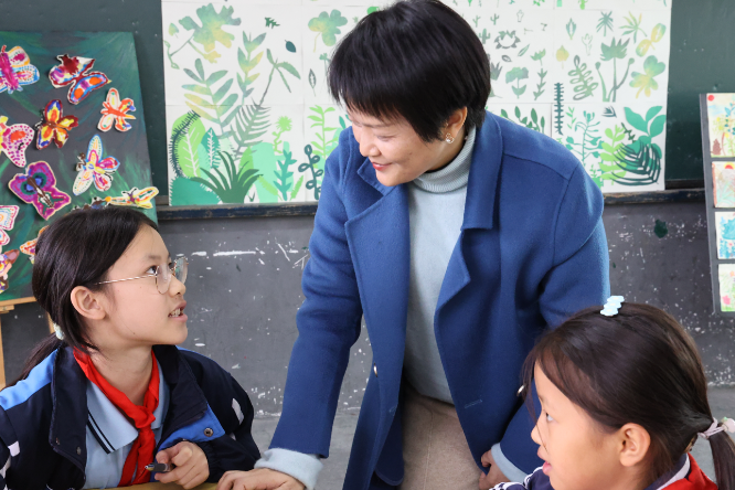 湖南师范大学肖弋：为乡村美育“画”未来