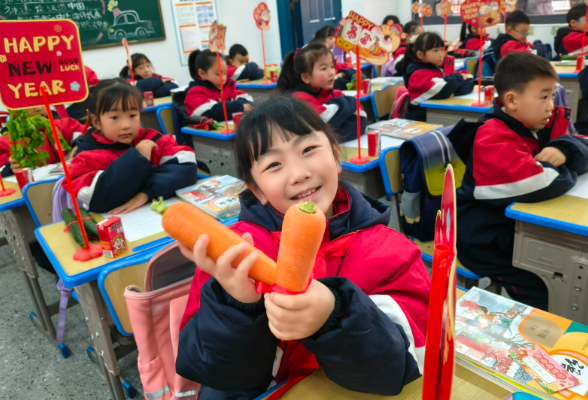 资阳区：开学首日精彩纷呈 新学期活力启航 