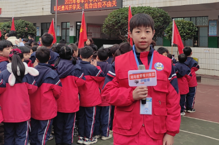 【嘉禾县站 | 小记者开学报道团】城关中心学校：“哪吒”勇闯开学关   我命由我不由天