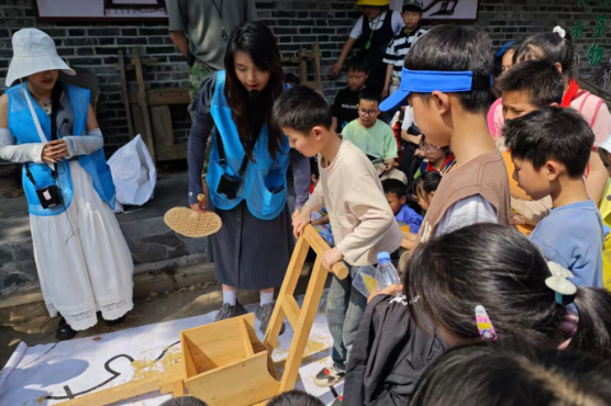 【鼎城区站】谢家铺中学：春种一粒粟 秋收万颗子