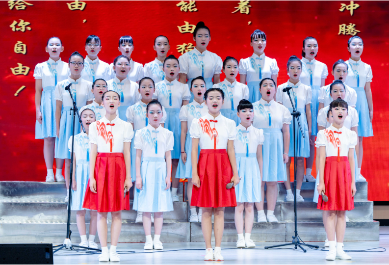 湘潭市雨湖区：举办“湖光湘语”中小学生革命经典课文诵读活动