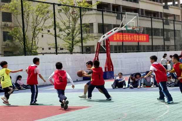 【资阳站】益阳市石码头小学：活力绽放球场  童心跃动未来