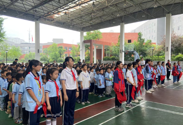 【新晃站】思源实验学校：童心追梦 入队争先