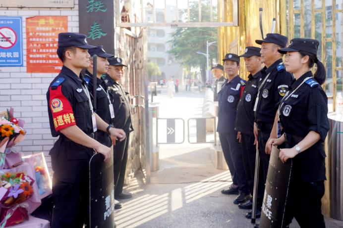 【湘伴高考2025现场直击】衡南：多部门织密护考网  1586名考生暖心赴考