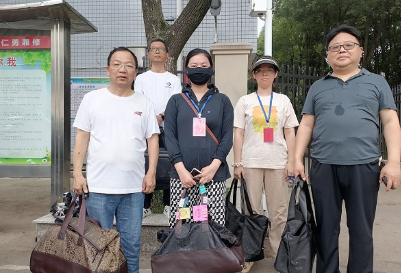 【湘伴高考2025现场直击】石门五中：装在行李袋里的守候