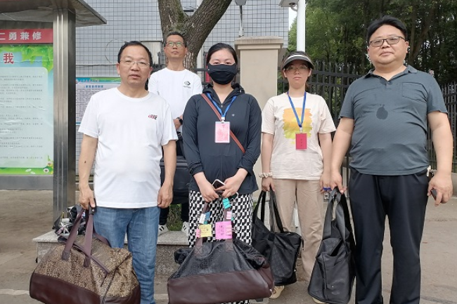 【湘伴高考2025现场直击】石门五中：装在行李袋里的守候