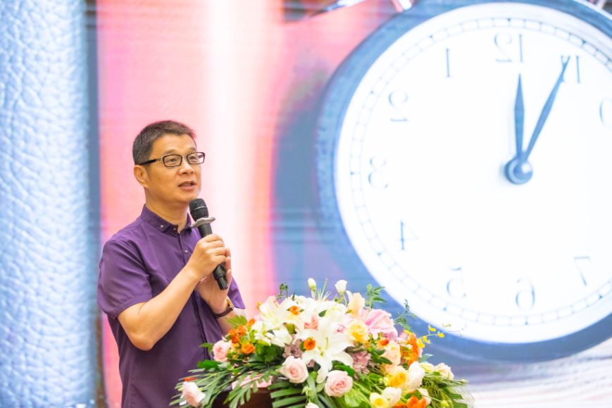 语文名师肖培东：请静下心来，深耕自己