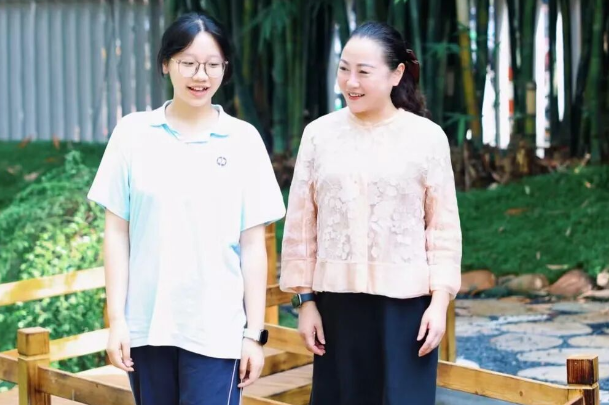 长沙市第一中学羿莎：教育贵在有大爱