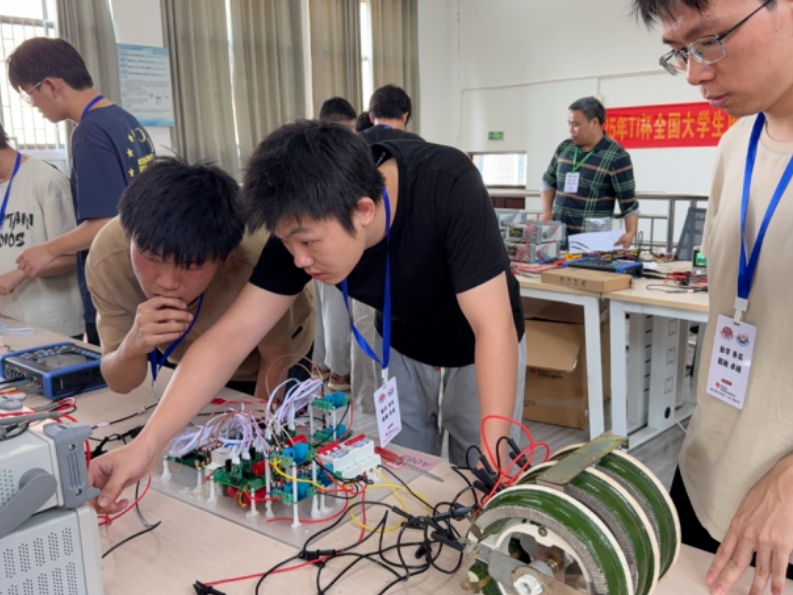 南华大学在2025年TI杯全国大学生电子设计竞赛中获佳绩