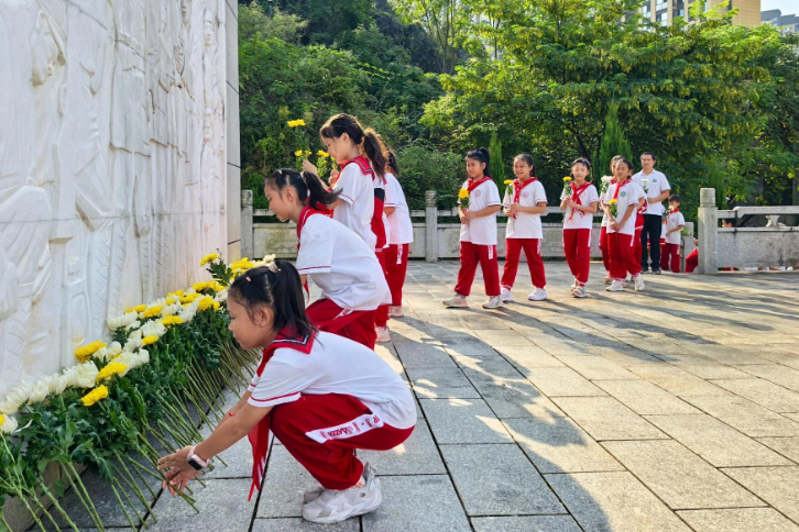 江永县第一小学：缅怀革命先烈  厚植爱国情怀