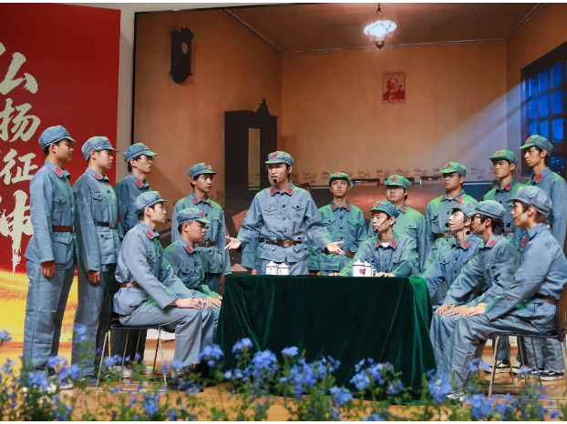 弘扬长征精神 争做时代新人！湘潭理工学院纪念长征胜利90周年