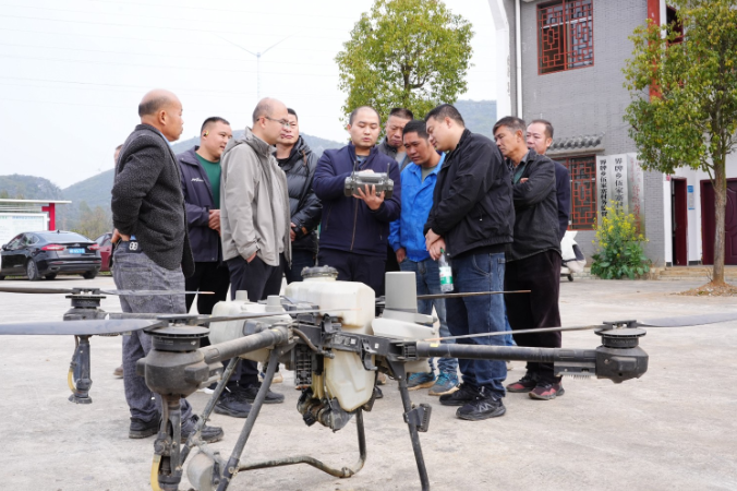 湖南科技学院：送“技”下乡，为乡村振兴赋能