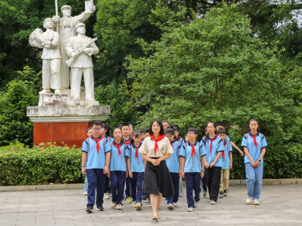 深度丨跨越时空的对话
