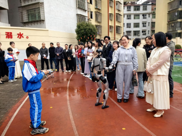 祁东县玉合石门小学举办2026年春季“安全教育”暨“五育并举”开放日活动
