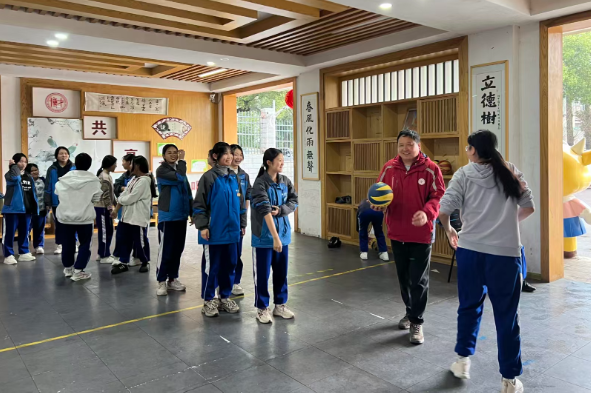 【湖湘好教师】湖南师大附中博才实验中学马海文：扎根一线四十年 用汗水浇灌成长