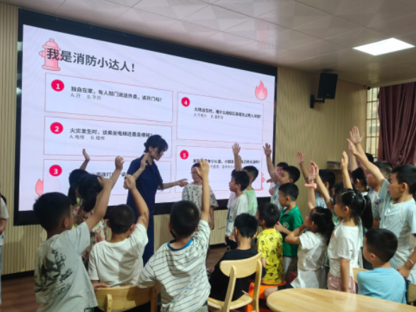 双牌：破解暑期看护难题  护航青少年缤纷假期