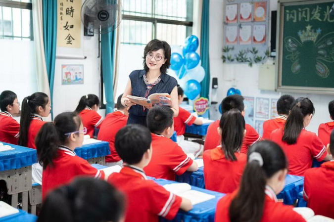 【湖湘好教师】石鼓区人民路小学胡妍：二十九年班主任，用母爱式教育书写育人答卷