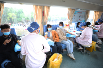 南华大学：150余名医学生献血度过大学生节