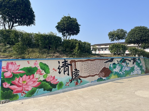 石门县磨市镇完全小学校园墙绘风采1.jpg