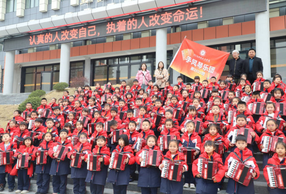 石门湘佳永兴学校：缤纷社团让学生快乐逐梦