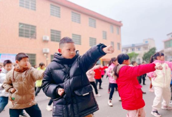 衡南茶市联合学校：传统武术进校园 传承文化助“双减”
