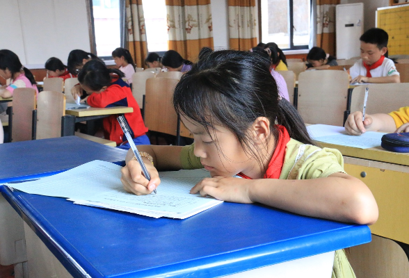 书香溢校园 | 茶陵县舲舫中心小学：将军故里写英雄