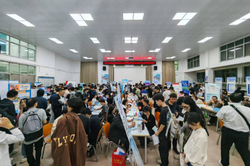 南华大学：举办校友企业专场招聘会，招聘需求达3000余人