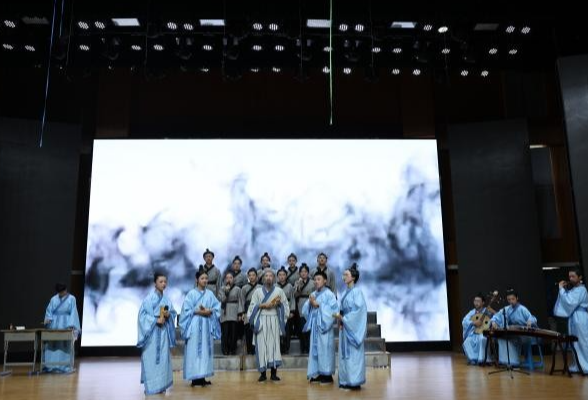 湖南师大附中博才实验中学（天顶校区）：诗词传雅韵，经典润人心