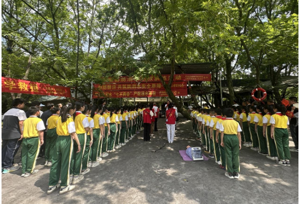 永顺：多部门联合开展防溺水应急演练