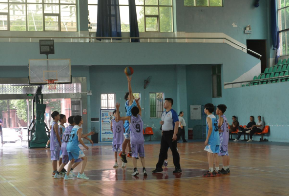 益阳市资阳区：中小学“三大球”篮球联赛圆满收官 372名健儿演绎热血竞技