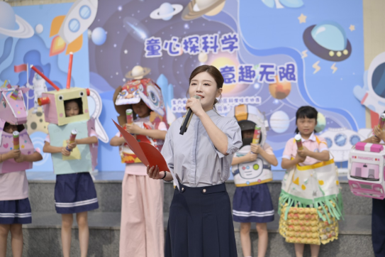 益阳市石码头小学：共筑科技盛宴，沉浸式探索科学奥秘