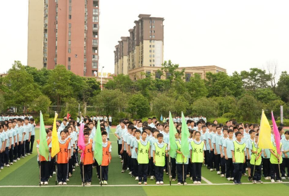 【衡东县站】衡东县成文学校：激情跑操燃斗志，阳光体育展风采