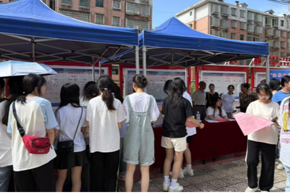 双牌：产教融合校企联动，搭建职高毕业生就业“快车道”