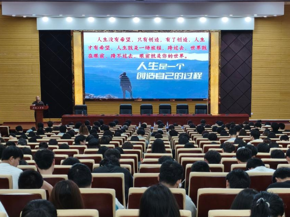 湖南工学院：“校友赋能·青衿致远”就业创业讲坛再度开讲