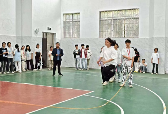 江华小圩中学：15分钟催生校园活力革命