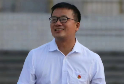 致毕业的你・书记校长说 | 桃江一中邱畅怀：寄往盛夏的期许