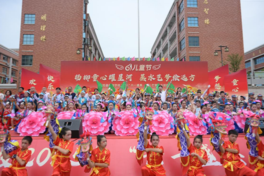 【衡阳县站】杨柳学校：杨柳童心耀星河，蒸水艺梦绘远方
