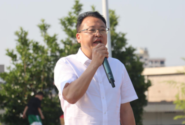致毕业的你・书记校长说 | 衡南九中黄先桂：携母校荣光启航，以奋斗丈量星河