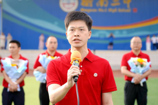 致毕业的你 ・ 书记校长说 | 衡南二中陈明明：根连母校 志在万里 
