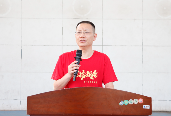 致毕业的你・书记校长说 | 衡阳市新民中学杜伍阳：华章今初就，少年此远行