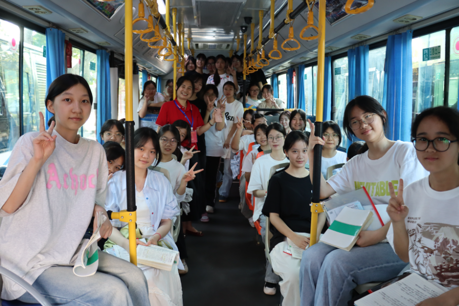 【湘伴高考2025现场直击】株洲市渌口区：1595名高三学子奔赴考场