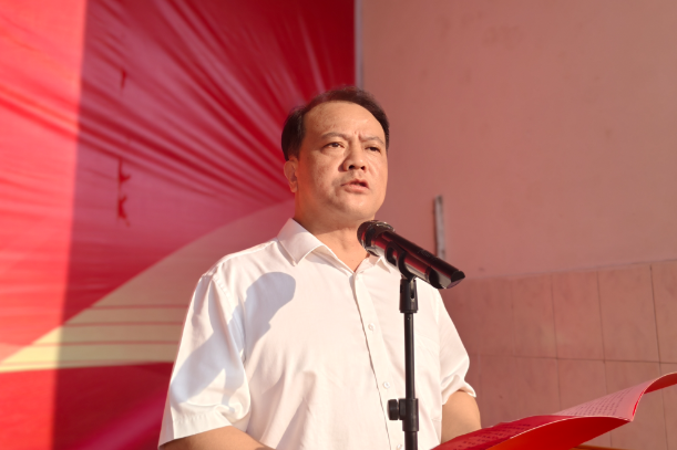 新学期书记说 | 耒阳二中曹飞跃：握紧百年接力棒 阔步时代新征程