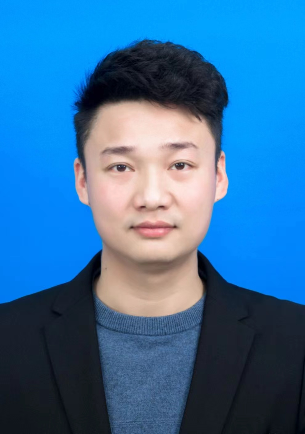 常宁市三角塘镇渔池学校书记、校长陈垚喆.png
