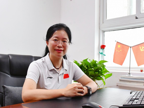 新学期校长说 | 湖南师范大学附属滨江学校曾辉：九载逐光向未来，滨江筑梦启新程