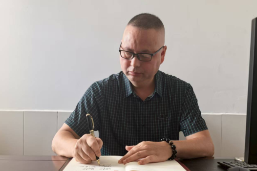 新学期书记说 | 衡阳市珠晖区东阳渡街道中心学校周潇梵：点亮乡村教育的那盏“灯”！
