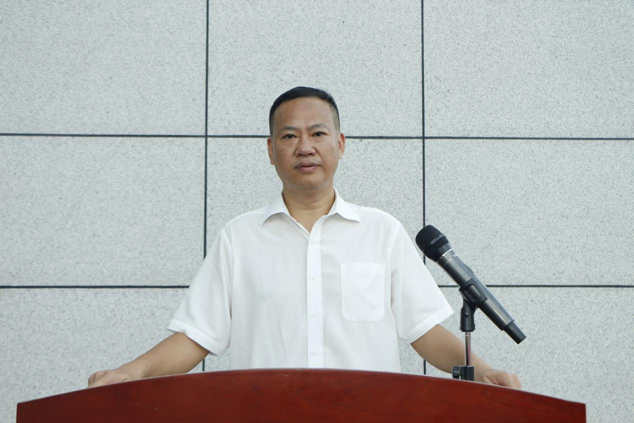 衡阳县第一中学党总支书记陈英明.png